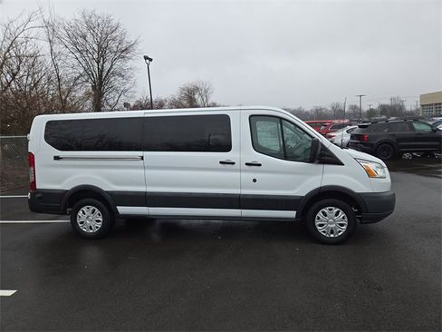 Used 2015 Ford Transit 350 XLT image 5