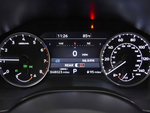 Used 2024 Mitsubishi Outlander SE image 21