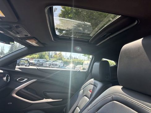 Used 2016 Chevrolet Camaro SS RWD image 19