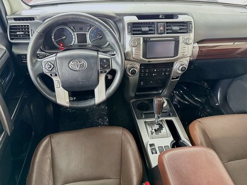 Used 2016 Toyota 4Runner Limited AWD/4WD image 3