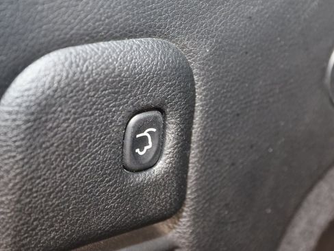 Used 2020 Jeep Grand Cherokee Limited X image 56