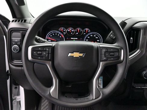Used 2022 Chevrolet Silverado 1500 Custom w/ Safety Confidence Package RWD image 15