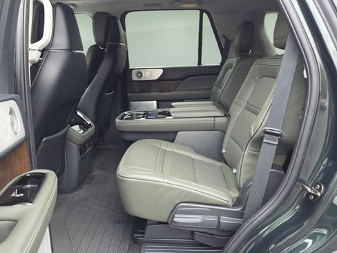 Used 2022 Lincoln Navigator Black Label image 14