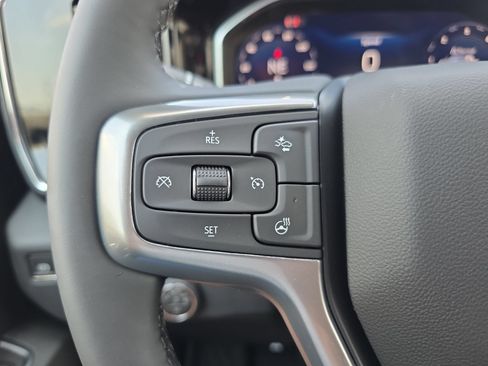 New 2026 Chevrolet Silverado 2500 LTZ w/ LTZ Convenience Package AWD/4WD image 20