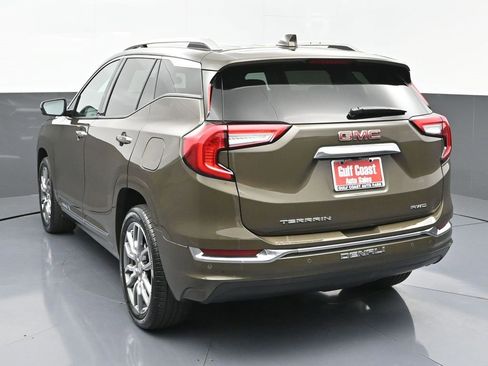 Used 2023 GMC Terrain Denali image 4