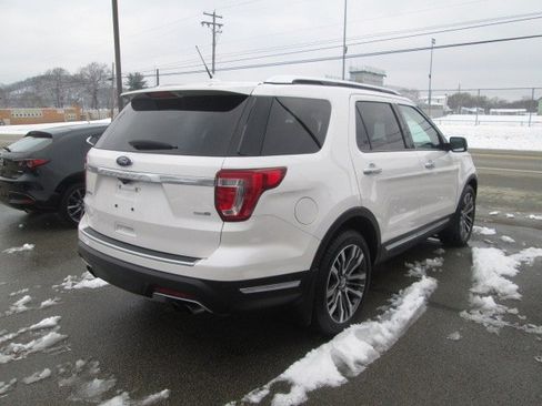Used 2018 Ford Explorer Platinum image 12