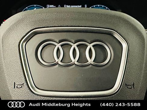 Certified 2024 Audi Q3 2.0T Premium Plus image 19