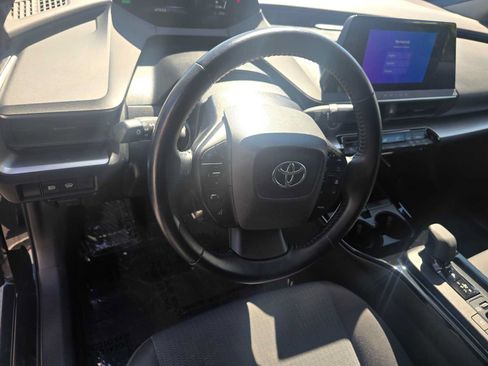 Used 2023 Toyota Prius LE FWD image 23
