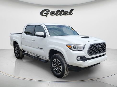 Used 2022 Toyota Tacoma TRD Sport w/ Technology Package image 10