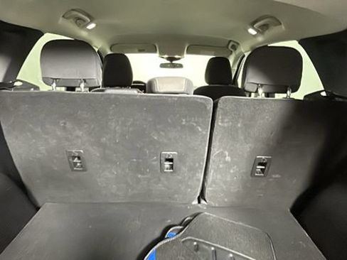 Used 2022 Ford Escape SE w/ Convenience Package FWD image 28