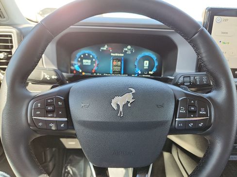 Used 2025 Ford Bronco Sport Badlands image 19