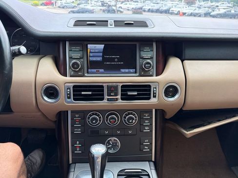 Used 2011 Land Rover Range Rover HSE AWD/4WD image 21