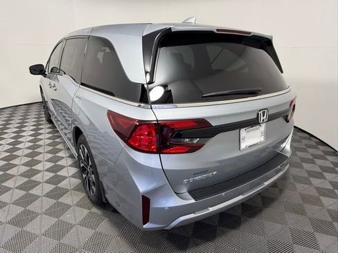 New 2026 Honda Odyssey Elite image 4