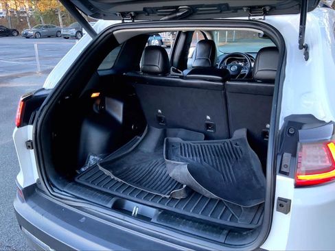 Used 2022 Jeep Cherokee Limited w/ Mopar Interior Package image 33