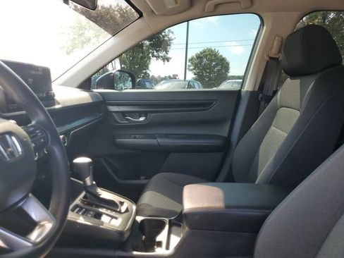 Certified 2025 Honda CR-V LX image 17