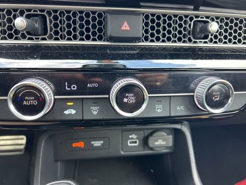 Used 2022 Honda Civic Sport image 13