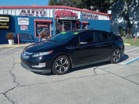 Used 2014 Chevrolet Volt Premium w/ Premium Trim Package image 1