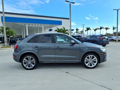 Used 2018 Audi Q3 2.0T Premium w/ Convenience Package image 8
