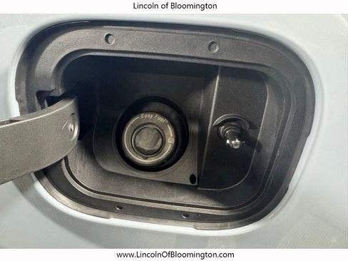 New 2026 Lincoln Navigator L Reserve AWD/4WD image 34
