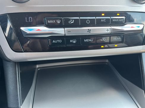 Used 2021 Ford Explorer 2WD image 16