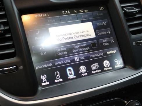 Used 2016 Chrysler 300 Limited RWD image 14