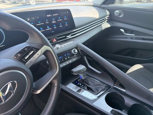 Certified 2023 Hyundai Elantra SEL w/ Convenience Package FWD image 26
