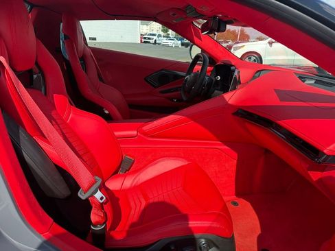 Used 2024 Chevrolet Corvette Stingray Premium Conv w/ Z51 Performance Package RWD image 38