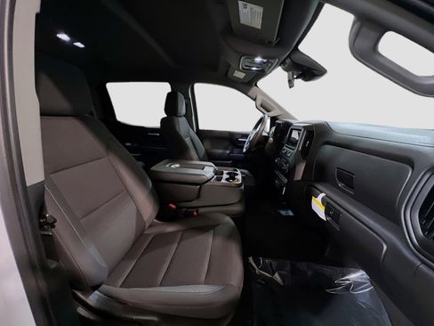 Used 2022 Chevrolet Silverado 1500 Custom w/ LPO, Dark Essentials Package RWD image 19