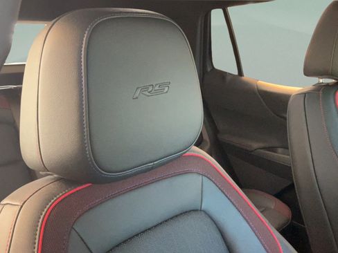 Used 2025 Chevrolet Equinox RS FWD image 43