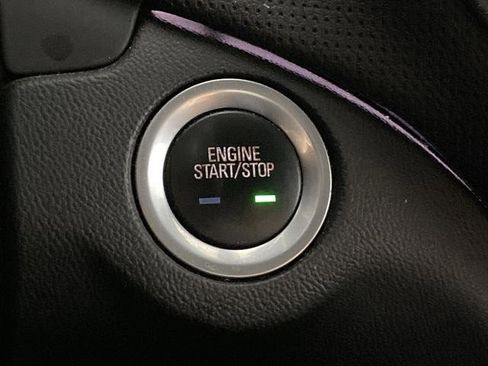 Used 2019 Chevrolet Equinox Premier image 27