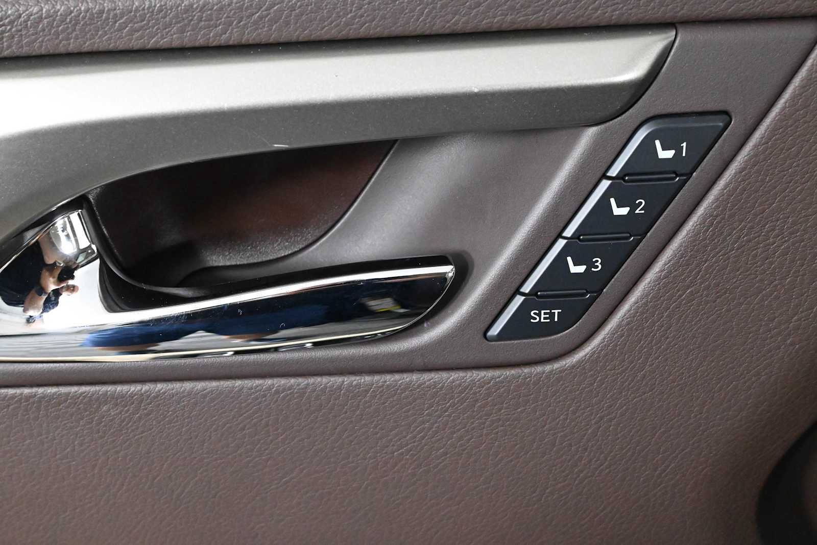 Used 2016 Lexus RX 350 FWD w/ Premium Package image 19
