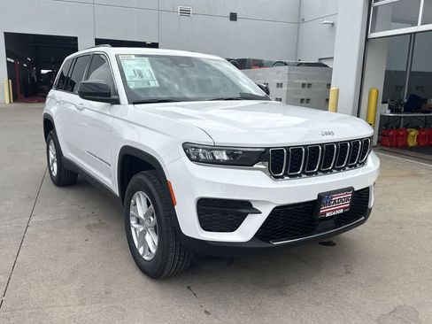 New 2026 Jeep Grand Cherokee Laredo X RWD image 6