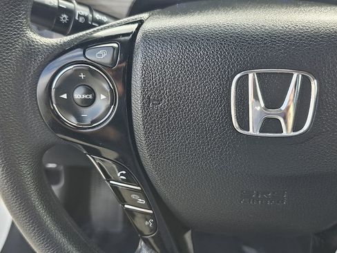 Used 2017 Honda Accord Hybrid Sedan image 34