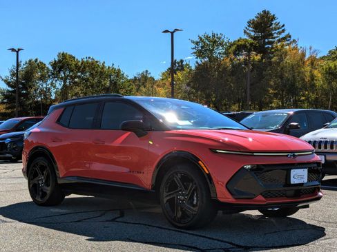 New 2026 Chevrolet Equinox EV RS image 1