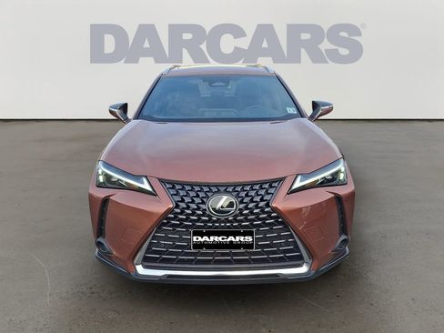 Used 2025 Lexus UX 300h AWD image 2