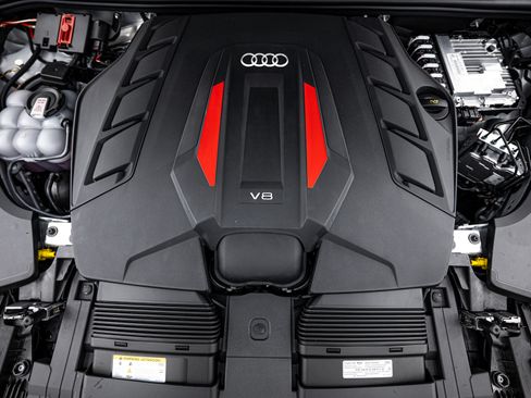 New 2026 Audi SQ8 Prestige image 24