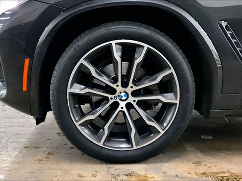 Used 2021 BMW X4 xDrive30i w/ M Sport Package image 12