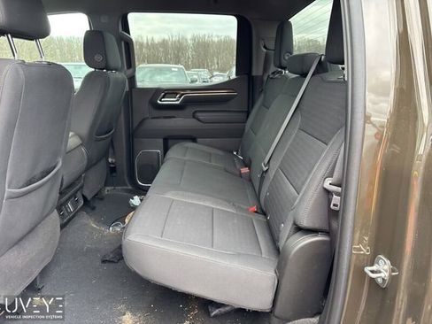 Certified 2023 Chevrolet Silverado 1500 LT AWD/4WD image 9