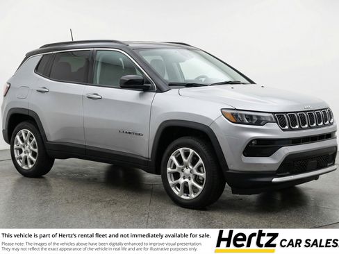 Used 2025 Jeep Compass Limited AWD/4WD image 1