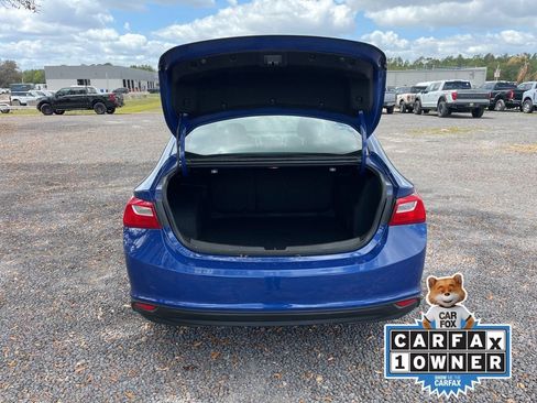 Used 2023 Chevrolet Malibu LT FWD image 16