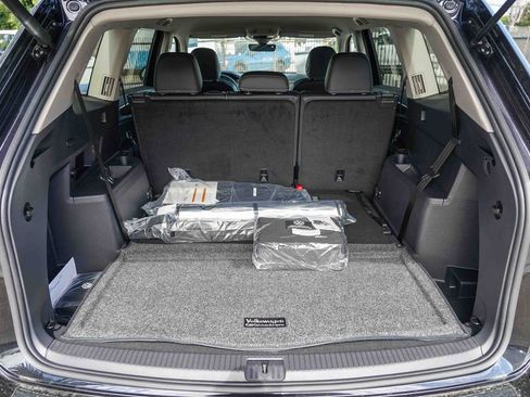 New 2026 Volkswagen Atlas SE image 13