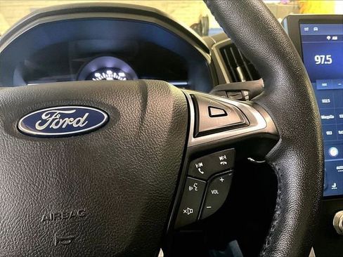 Used 2022 Ford Edge SEL image 24