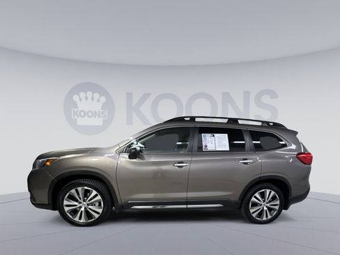 Used 2022 Subaru Ascent Touring w/ Popular Package #2A image 8