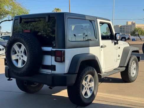 Used 2011 Jeep Wrangler Rubicon w/ PWR Convenience Group AWD/4WD image 6