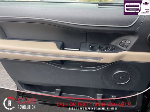 Used 2023 Ford Expedition Max Limited AWD/4WD image 39