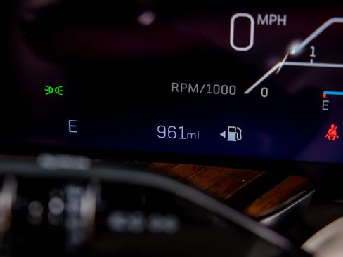 Used 2026 Cadillac Escalade Platinum Sport AWD/4WD image 13