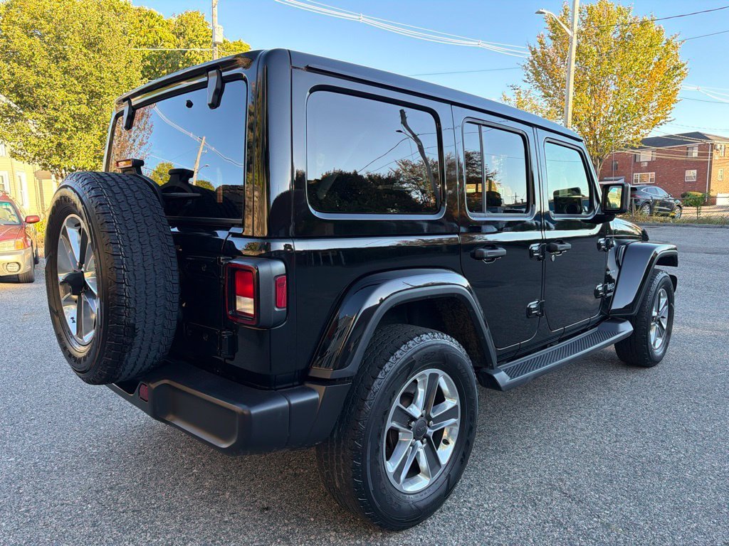 Used 2021 Jeep Wrangler Unlimited Sahara w/ Cold Weather Group AWD/4WD image 6