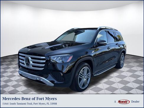 Used 2026 Mercedes-Benz GLS 450 4MATIC image 1