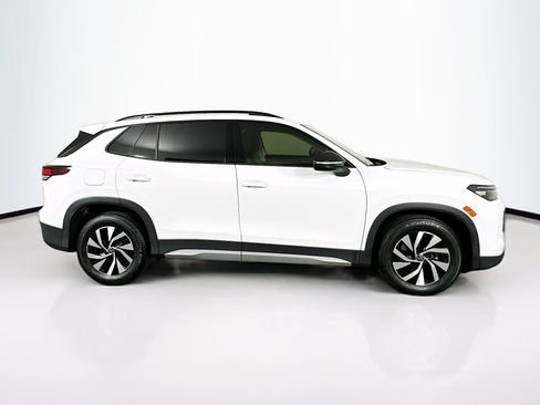 Used 2025 Volkswagen Tiguan S FWD image 10