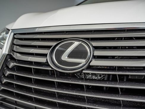 Used 2017 Lexus RX 350 AWD w/ Premium Package image 12